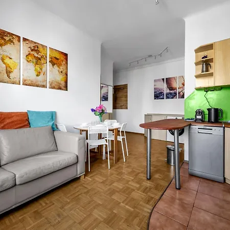 Mokotow - Workspace, Parks & Trams Nearby - By Rentujemy Appartamento