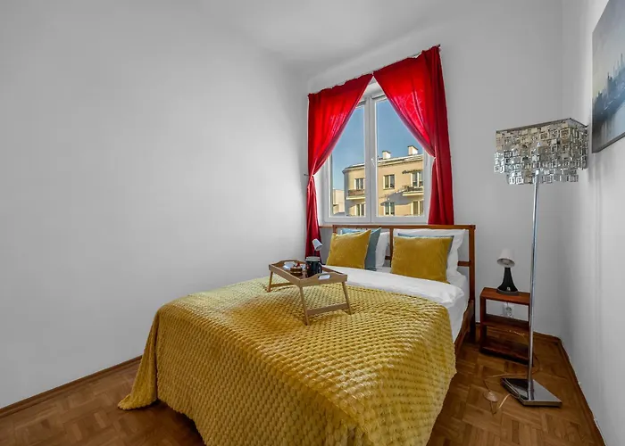 Mokotow - Workspace, Parks & Trams Nearby - By Rentujemy Appartamento *