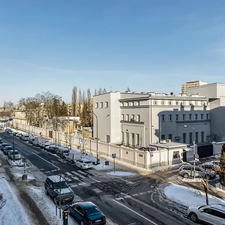 Apartment Mokotow - Workspace, Parks & Trams Nearby - By Rentujemy Warschau