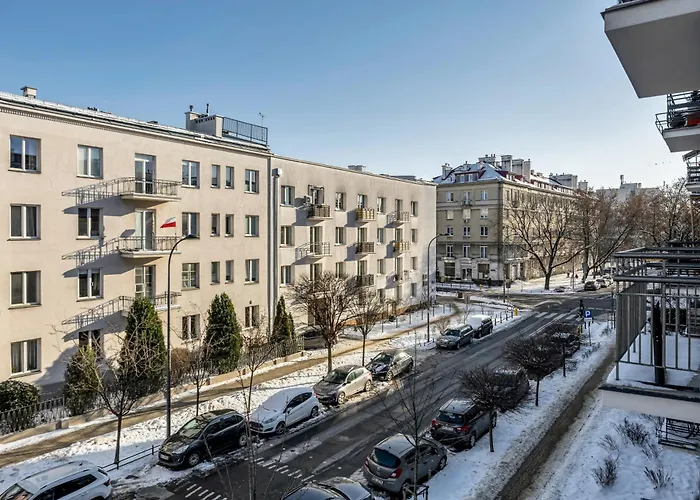 Apartment Mokotow - Workspace, Parks & Trams Nearby - By Rentujemy Warschau