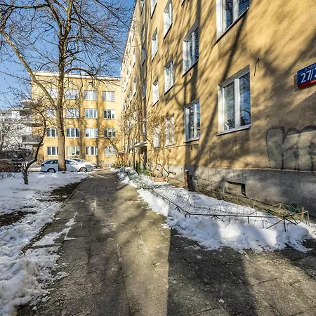 Mokotow - Workspace, Parks & Trams Nearby - By Rentujemy Warszawa